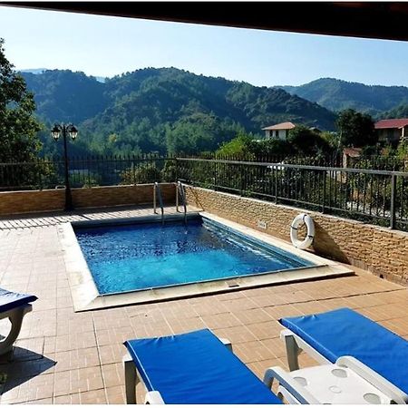 The Love Holiday House Tris Elies Extérieur photo