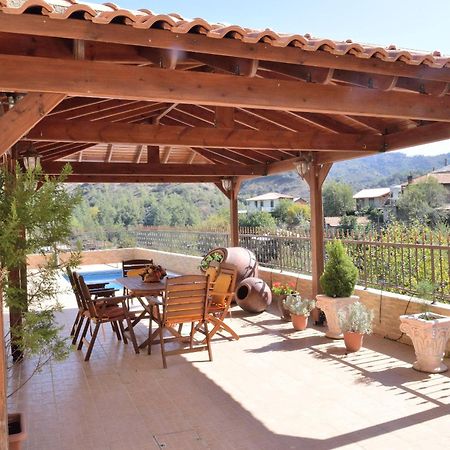 The Love Holiday House Tris Elies Extérieur photo