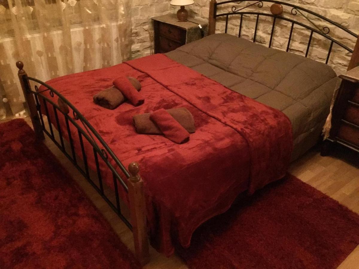 The Love Holiday House Tris Elies Extérieur photo